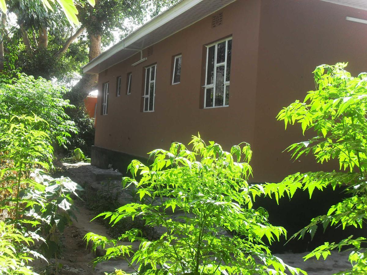 Longido Mountain Lodge Экстерьер фото